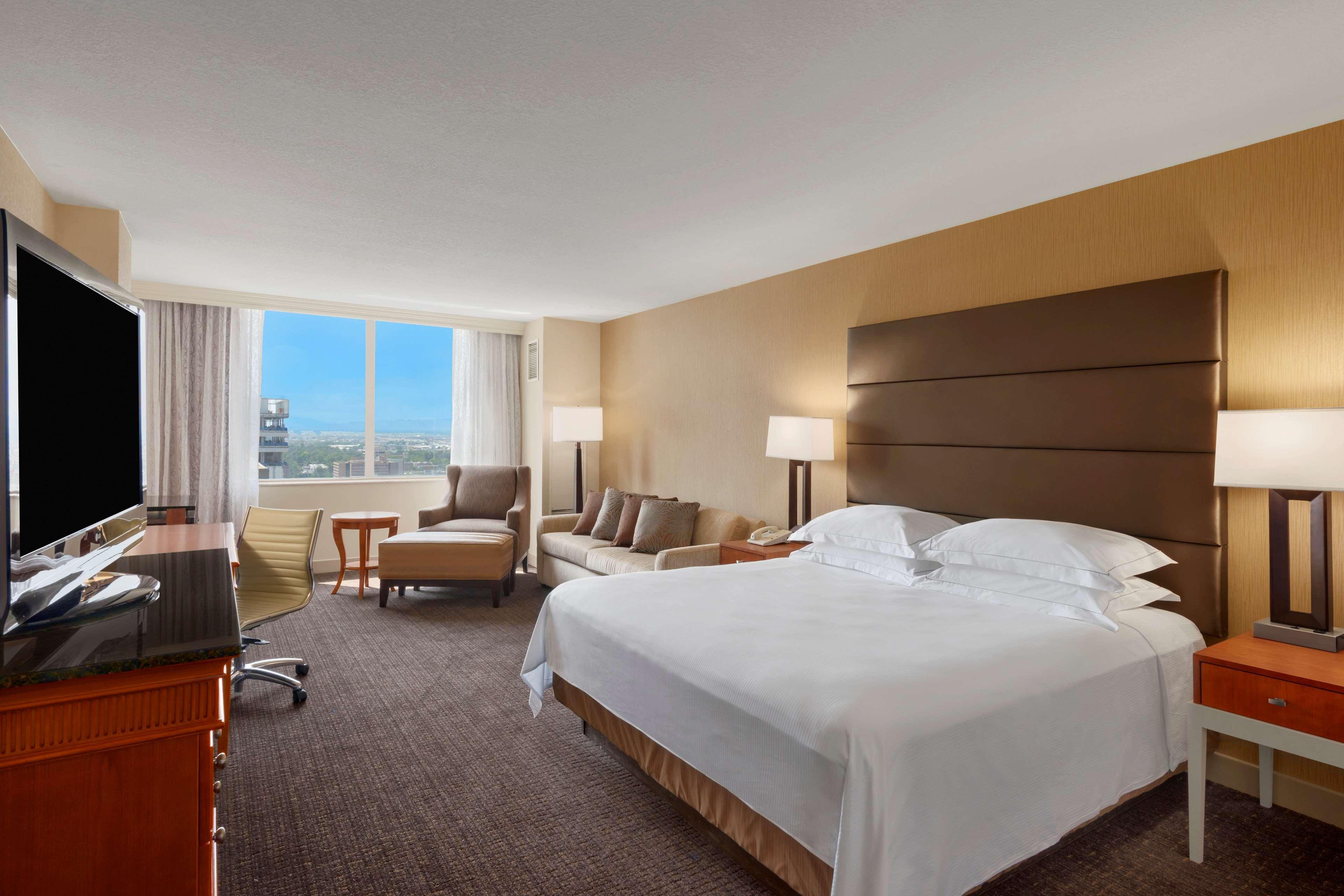 Hotel Hilton Salt Center