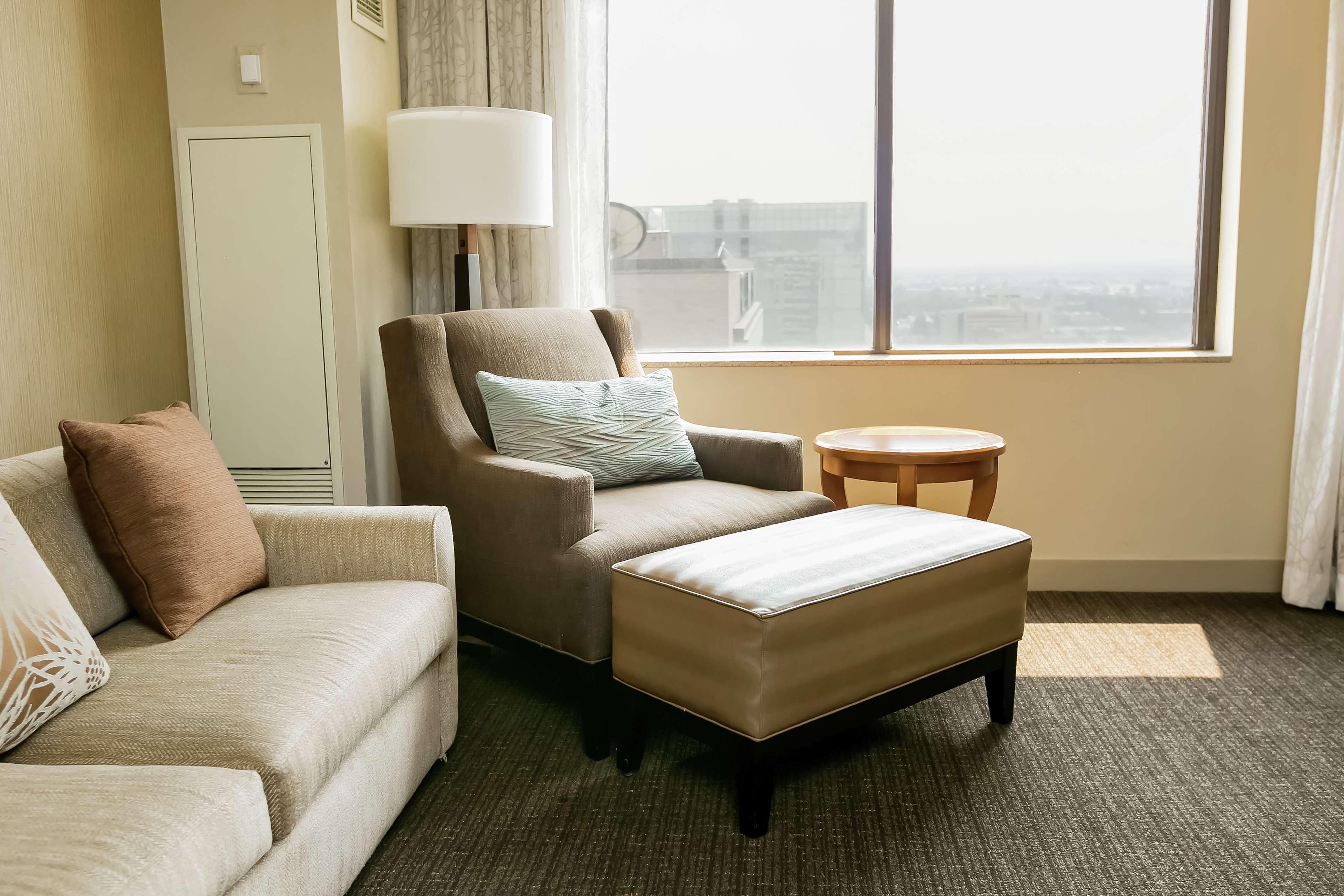 Hilton Salt Center Hotel 4*